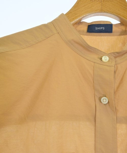 SHIPS เสื้อลำลอง