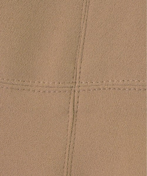 GREEN LABEL กระโปรงยาวถึงเข่า