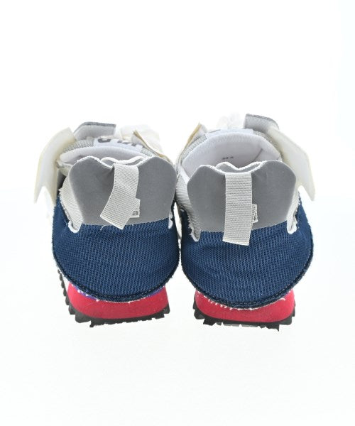 kolor รองเท้าผ้าใบ