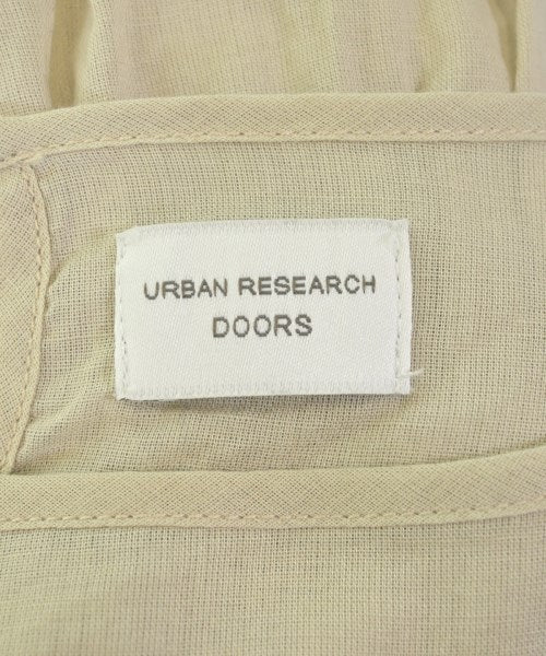 URBAN RESEARCH DOORS เสื้อสตรี