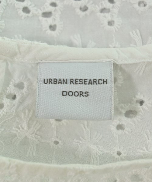 URBAN RESEARCH DOORS เสื้อสตรี