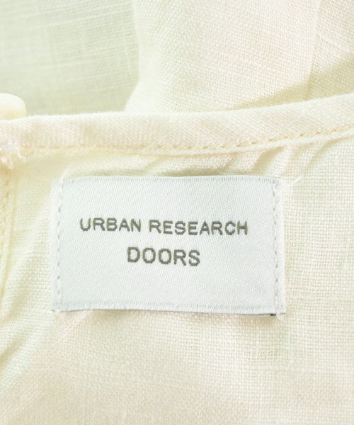 URBAN RESEARCH DOORS เสื้อสตรี