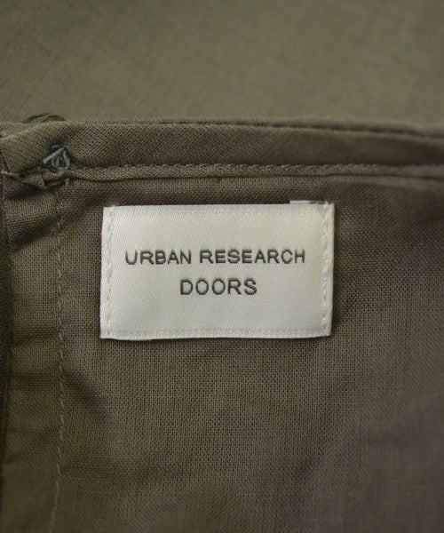 URBAN RESEARCH DOORS เสื้อสตรี