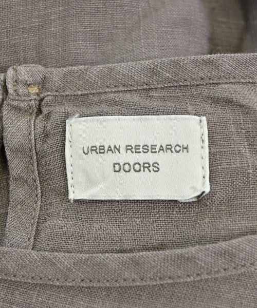 URBAN RESEARCH DOORS เสื้อสตรี