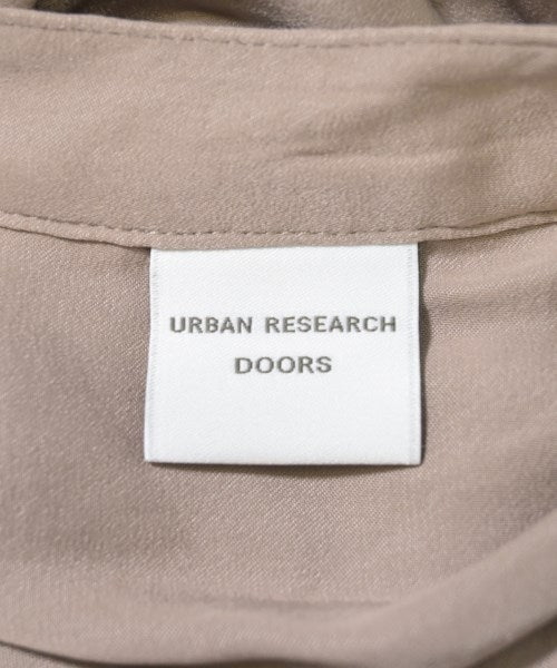 URBAN RESEARCH DOORS เดรสที่เป็นเสื้อเชิ้ตตัวยาว