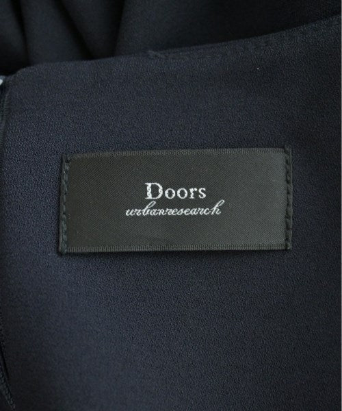 URBAN RESEARCH DOORS เสื้อสตรี