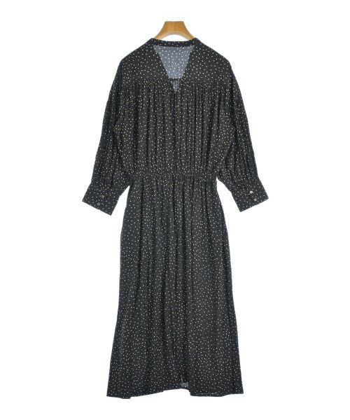 URBAN RESEARCH DOORS เดรสที่เป็นเสื้อเชิ้ตตัวยาว