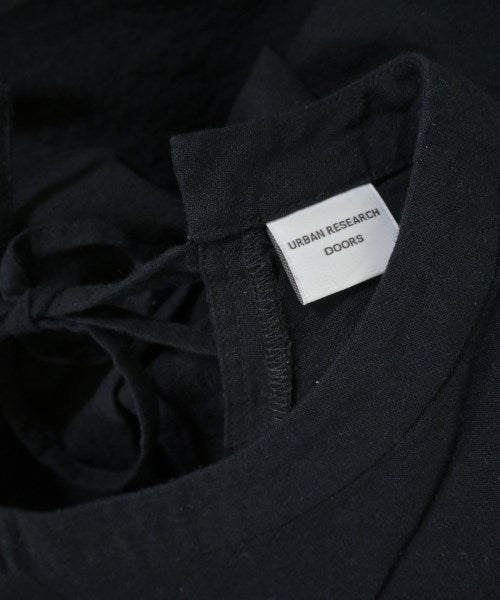 URBAN RESEARCH DOORS เสื้อสตรี