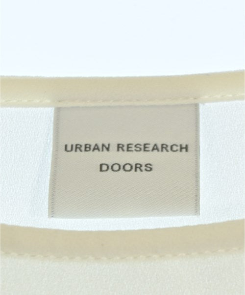 URBAN RESEARCH DOORS เสื้อสตรี