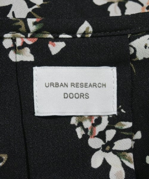 URBAN RESEARCH DOORS เสื้อสตรี