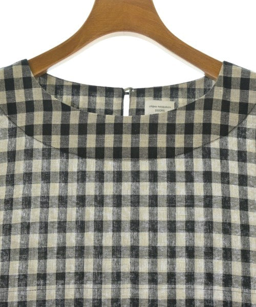 URBAN RESEARCH DOORS เสื้อสตรี