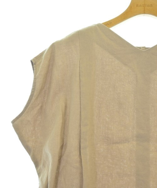 URBAN RESEARCH DOORS เสื้อสตรี