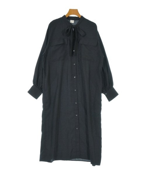 URBAN RESEARCH DOORS เดรสที่เป็นเสื้อเชิ้ตตัวยาว