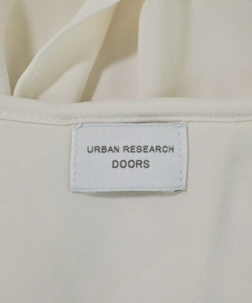 URBAN RESEARCH DOORS เสื้อสตรี