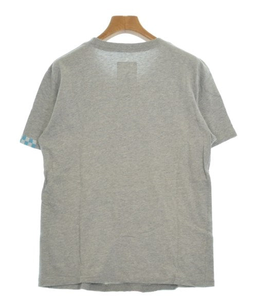 A เสื้อยืด/เสื้อท็อปส์