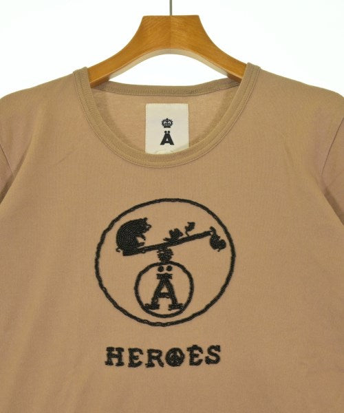 A เสื้อยืด/เสื้อท็อปส์