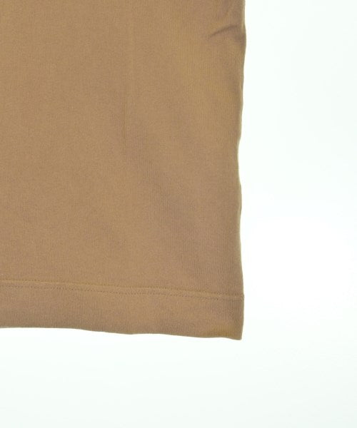 A เสื้อยืด/เสื้อท็อปส์