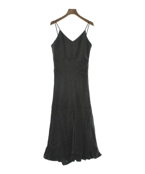 URBAN RESEARCH ชุดเดรส