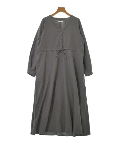 ITEMS URBAN RESEARCH ชุดเดรส