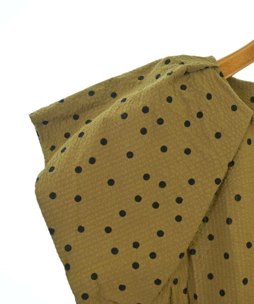 URBAN RESEARCH เสื้อสตรี