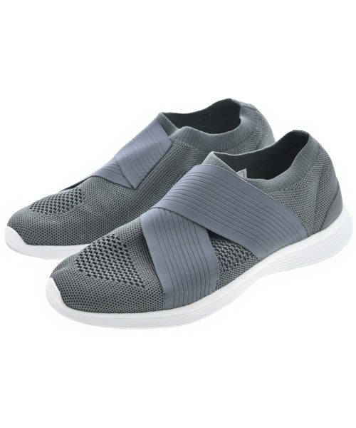 repetto รองเท้าผ้าใบ