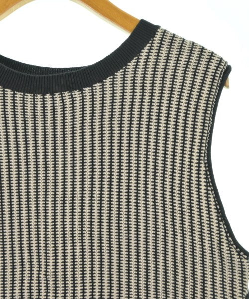 BEAUTY&YOUTH UNITED ARROWS เสื้อแขนกุด