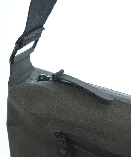 BEAUTY&YOUTH UNITED ARROWS กระเป๋าสะพาย