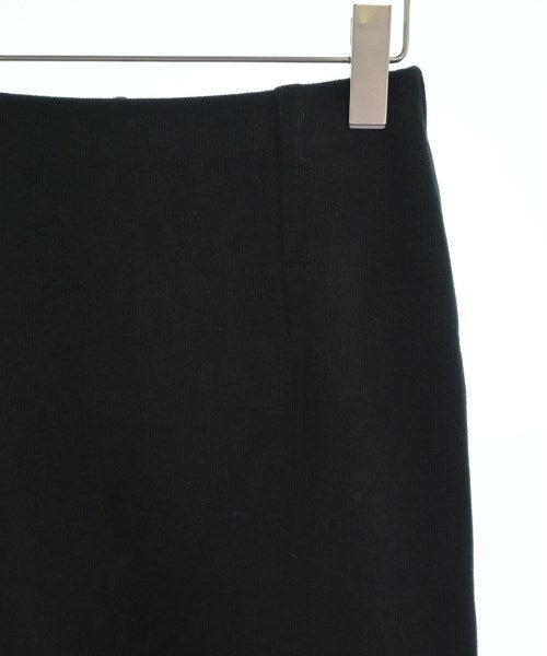 green label relaxing กระโปรงยาวถึงเข่า