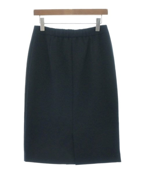 green label relaxing กระโปรงยาวถึงเข่า