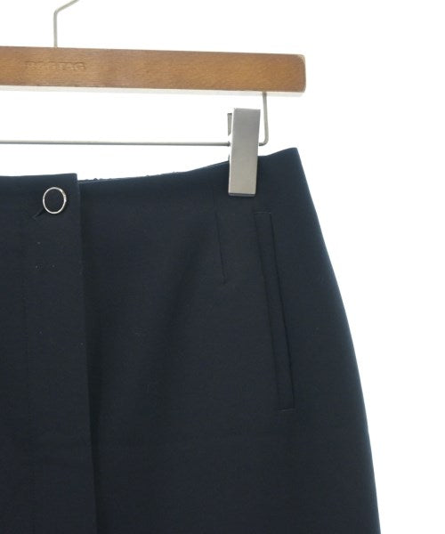 green label relaxing กระโปรงยาวถึงเข่า