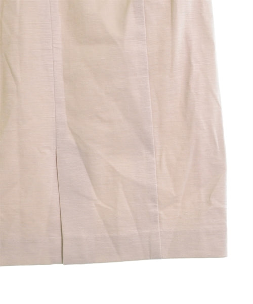 green label relaxing กระโปรงยาวถึงเข่า