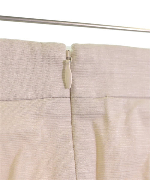 green label relaxing กระโปรงยาวถึงเข่า