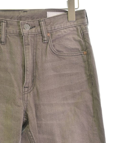 green label relaxing ยีนส์