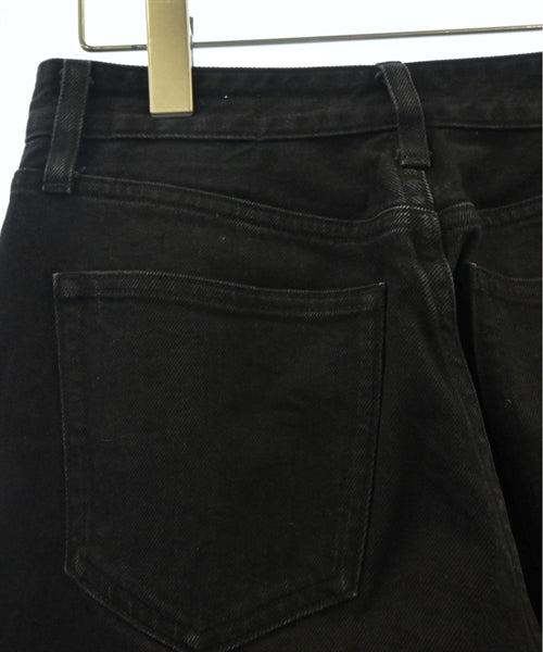 green label relaxing ยีนส์