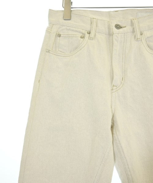 green label relaxing ยีนส์