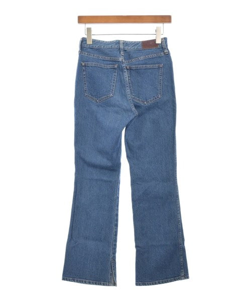 green label relaxing ยีนส์