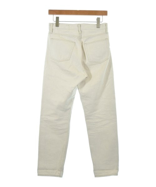 green label relaxing ยีนส์