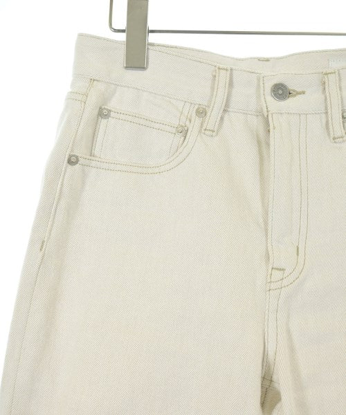 green label relaxing ยีนส์