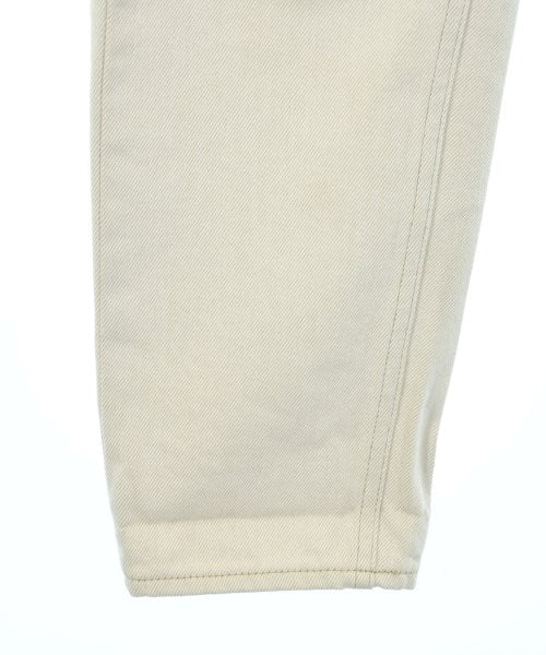 green label relaxing ยีนส์