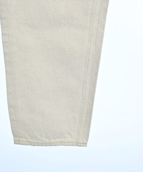 green label relaxing ยีนส์