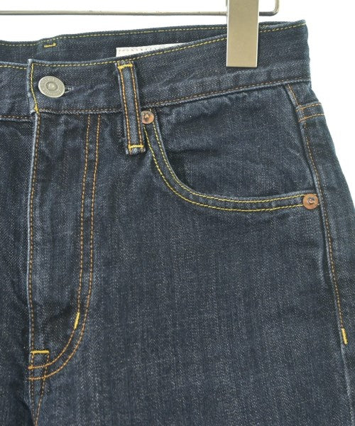 green label relaxing ยีนส์