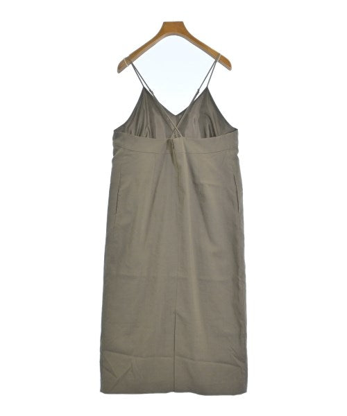 green label relaxing ชุดเดรส