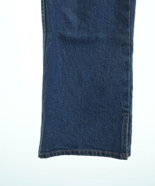 green label relaxing ยีนส์