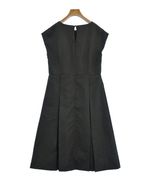 green label relaxing ชุดเดรส