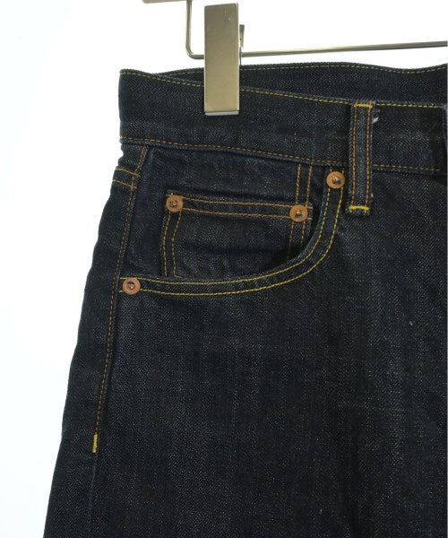 green label relaxing ยีนส์