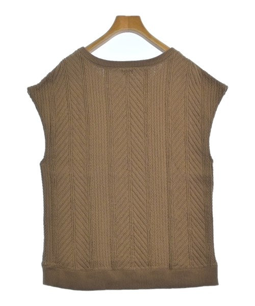green label relaxing เสื้อแขนกุด