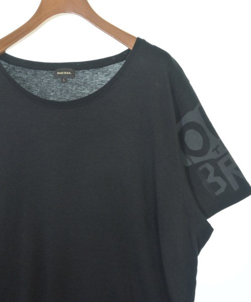DIESEL เสื้อยืด/เสื้อท็อปส์