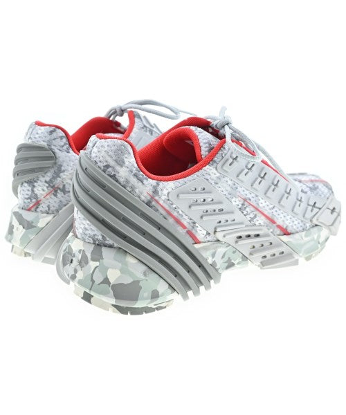 DIESEL รองเท้าผ้าใบ