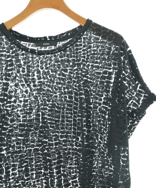 DIESEL เสื้อยืด/เสื้อท็อปส์