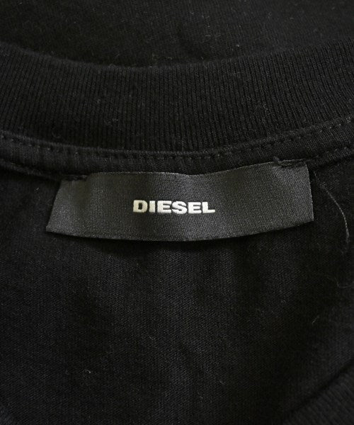 DIESEL เสื้อยืด/เสื้อท็อปส์
